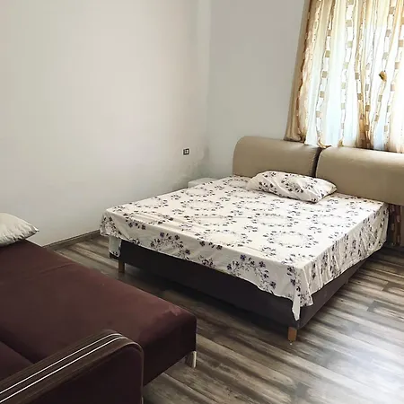 Appartement Kalabria Durrës